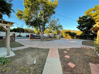 14810 Tyler St, Sylmar, CA 91342 - photo 6