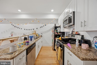 923 N 19th St, Philadelphia, PA 19130 - photo 2