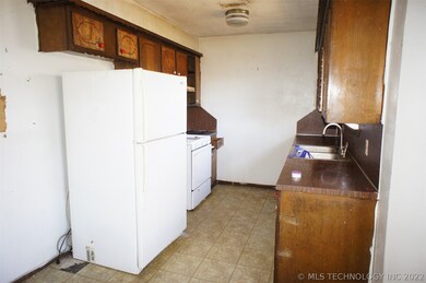 6305 S 115th East Ave, Broken Arrow, OK 74012 - photo 7