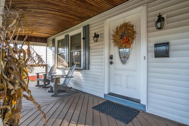 319 Kenwood Ave, Delmar, NY 12054 - photo 2