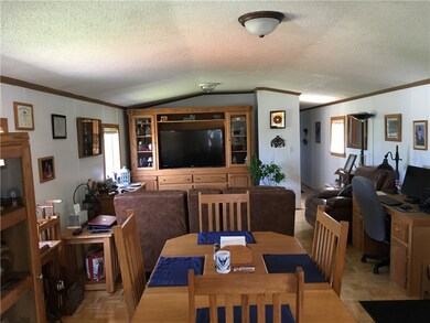 14208 N John Birch Ln, Effingham, IL 62401 - photo 5