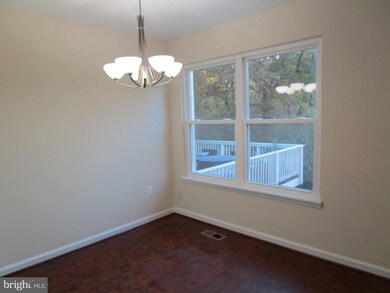 11613 Summer Oak Dr, Germantown, MD 20874 - photo 5