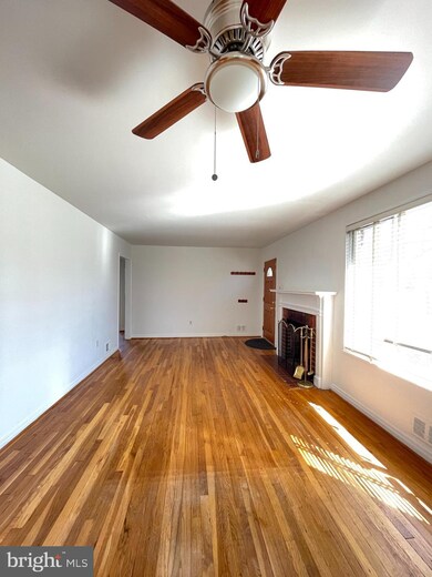 4909 Strathmore Ave, Kensington, MD 20895 - photo 4