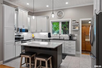 4013 Jersey Ridge Rd, Davenport, IA 52807 - photo 6