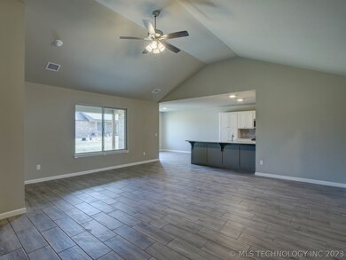 5023 N 35th St, Broken Arrow, OK 74014 - photo 4