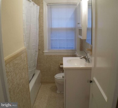 5561 Ashbourne Rd unit 2, Halethorpe, MD 21227 - photo 7