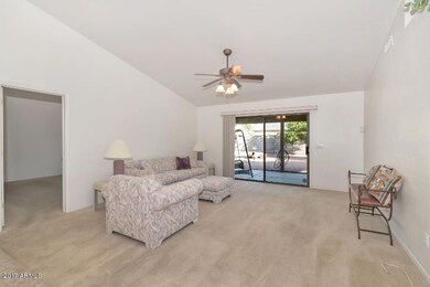 5 Great Room 1 DLB_5118 (800x534)