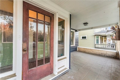 9711 Clifton Blvd unit 2, Cleveland, OH 44102 - photo 3