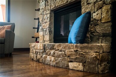 19821 Oakshire Dr, Edmond, OK 73012 - photo 3