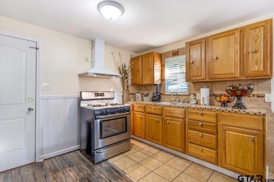 525 W Vance St, Tyler, TX 75702 - photo 7