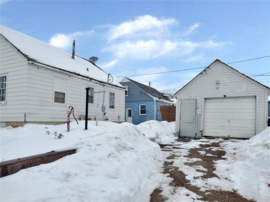 1911 Williams Blvd SW, Cedar Rapids, IA 52404 - photo 2