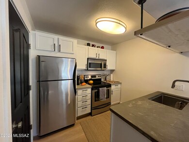 5751 N Kolb Rd unit 33202, Tucson, AZ 85750 - photo 3
