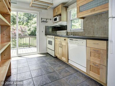 2502 Newton St, Silver Spring, MD 20902 - photo 5