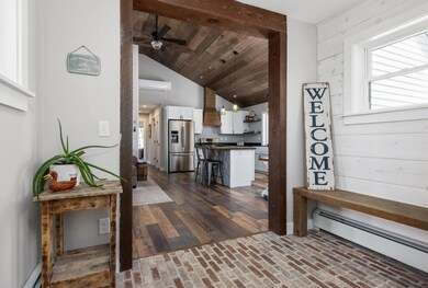 18 Spring Valley Rd, Raymond, ME 04071 - photo 3