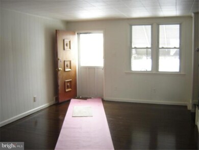 482 Westmont Dr, Darby, PA 19023 - photo 3