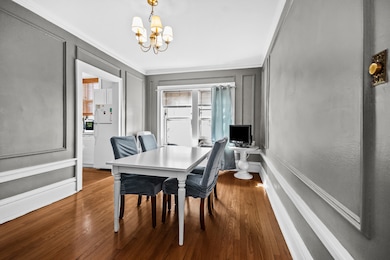 212 N Oak Park Ave unit 2EE, Oak Park, IL 60302 - photo 4