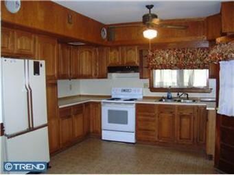 756 Clayton Rd, Williamstown, NJ 08094 - photo 3