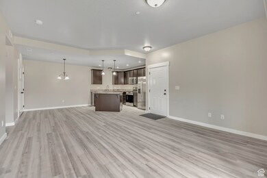 281 W 650 N unit C, Centerville, UT 84014 - photo 5
