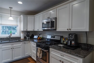 19 Minerva Ave, Cumberland, RI 02864 - photo 3