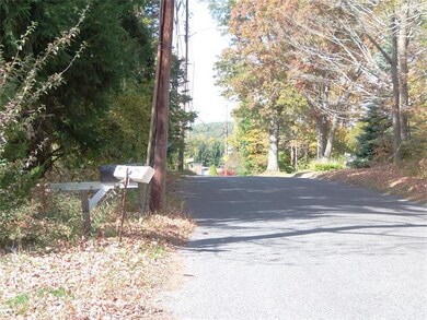 52 Upper Gore Rd, Webster, MA 01570 - photo 3