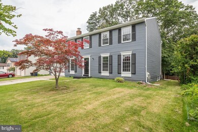 10004 Treetop Ln, Lanham, MD 20706 - photo 3