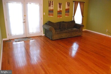 2463 Norrington Dr, Norristown, PA 19403 - photo 2