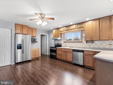 2045 Horseshoe Cir, Jessup, MD 20794 - photo 7