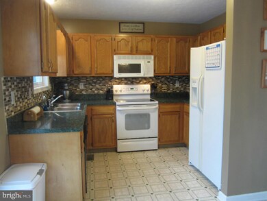 34 Elisha Ct, Bunker Hill, WV 25413 - photo 7