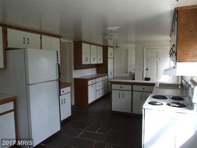 1331 Jefferson Pike, Brunswick, MD 21758 - photo 6