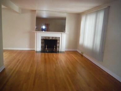 9927 Drury Ln, Westchester, IL 60154 - photo 6