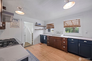 4202 L Place, Seaview, WA 98644 - photo 6