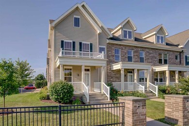 11 S Gardens Way unit 118, Fitchburg, WI 53711 - photo 2