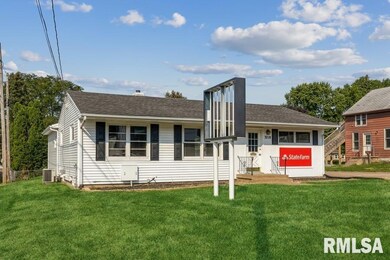 3718 N Division St, Davenport, IA 52806 - photo 3