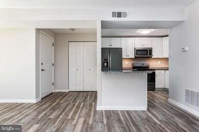 802B Putnam Blvd unit 40B, Nether Providence Township, PA 19086 - photo 3