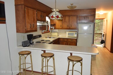 161 Wilson Ct, Saylorsburg, PA 18353 - photo 3