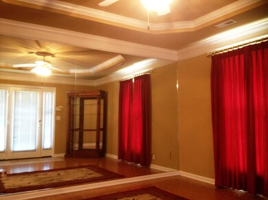 8031 Aspen Glen Dr, Louisville, KY 40228 - photo 2