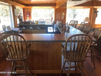 369 Holly Ridge Rd, Holly Ridge, NC 28445 - photo 6