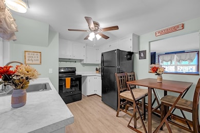 200 Main St, Sturbridge, MA 01566 - photo 3