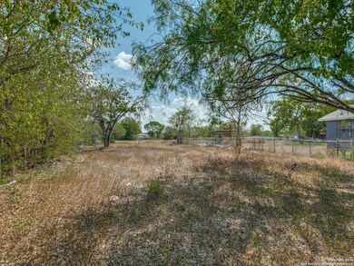 116 W Ansley St, San Antonio, TX 78221 - photo 4