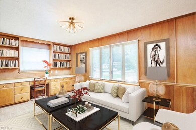 Family Room - virtually staged