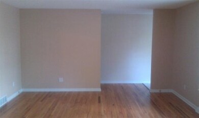 207 Las Olas Dr, Crown Point, IN 46307 - photo 4