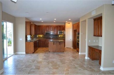Kitchen-Breakfast Area