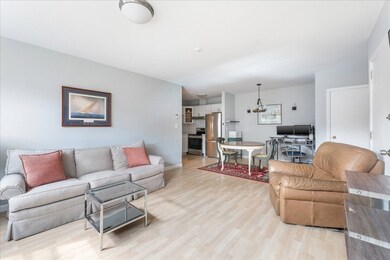 8 Tara Dr unit 1, Weymouth, MA 02188 - photo 5