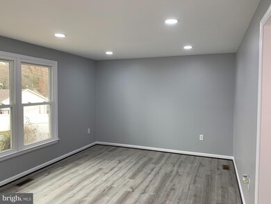 921 Nova Ave, Capitol Heights, MD 20743 - photo 3