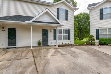 836-Duchess-Way-3