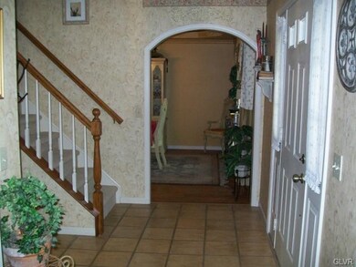 4809 Meadowview Terrace, Zionsville, PA 18092 - photo 4