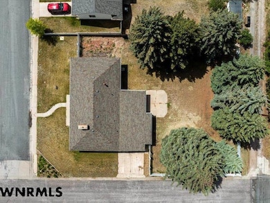 600 Cedar St, Kimball, NE 69145 - photo 5