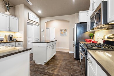 4757 SW Umatilla Ave, Redmond, OR 97756 - photo 5