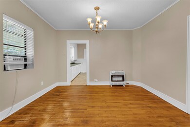 513 W Texas St, Denison, TX 75020 - photo 5