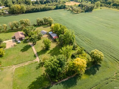 2834 S 900 W, Andrews, IN 46702 - photo 2